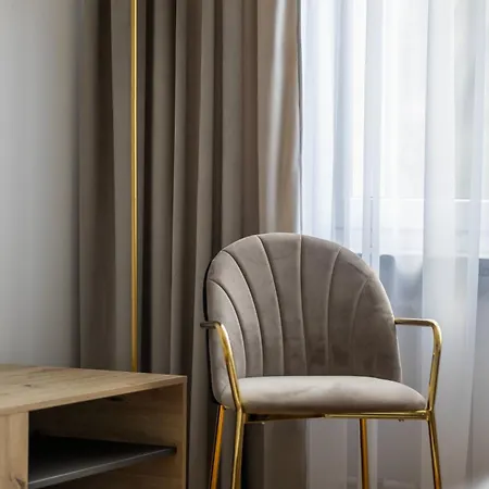 Family In Saska Kepa Bright & Functional Interiors With Balcony By Renters * Varsovie