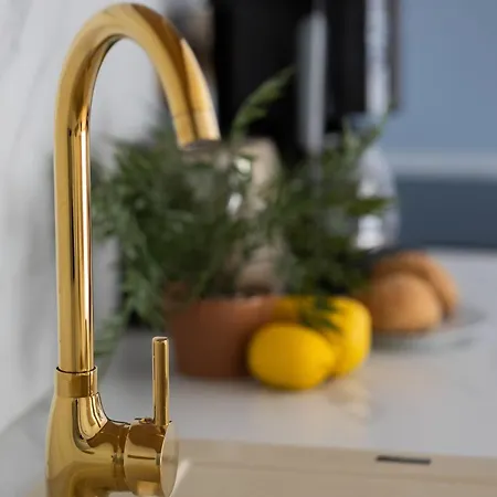 Family In Saska Kepa Bright & Functional Interiors With Balcony By Renters *